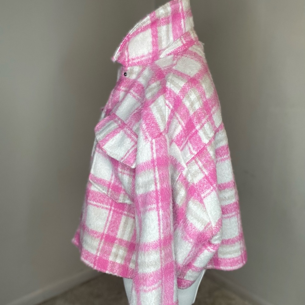 Pink flannel Jacket 🩷 - Picture 4 of 7